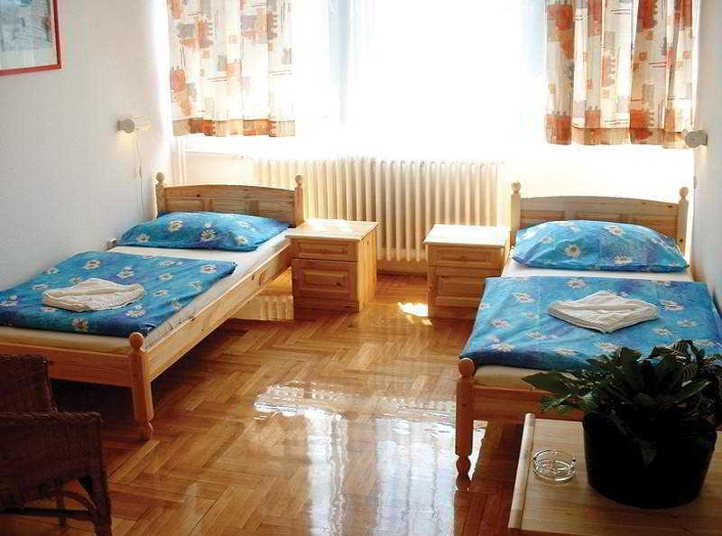 Hotel Rila Budapest Zimmer foto